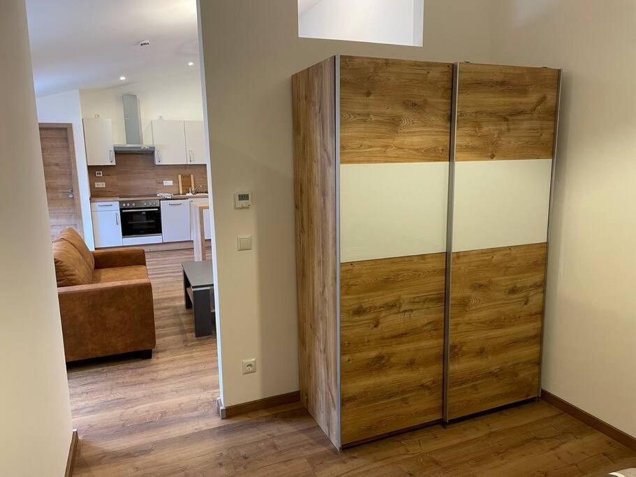 גראפנוור Apartment In Zentraler Lage Mit Privatparkplatz מראה חיצוני תמונה