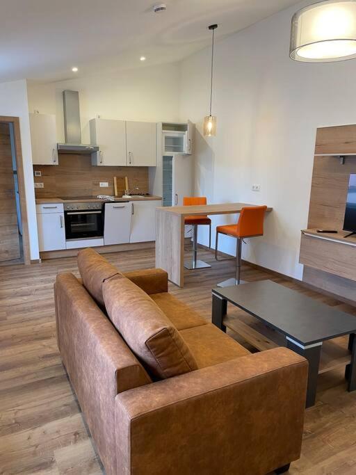 גראפנוור Apartment In Zentraler Lage Mit Privatparkplatz מראה חיצוני תמונה