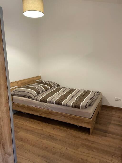 גראפנוור Apartment In Zentraler Lage Mit Privatparkplatz מראה חיצוני תמונה